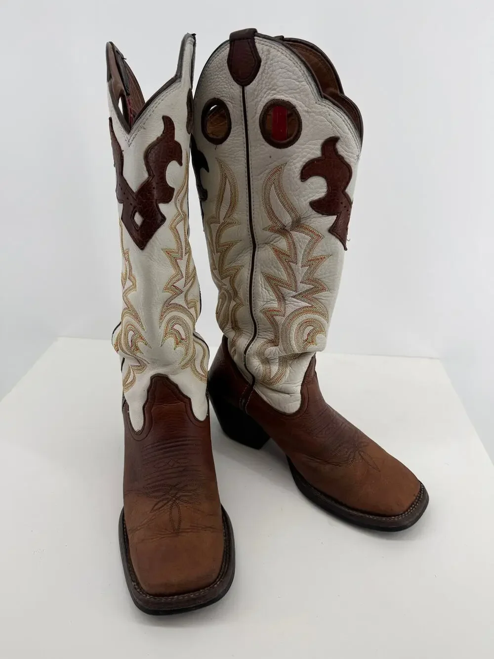 Tony Lama Mustang Beige Buckaroo RR2007L Western Cowgirl Boots Concerts Size 7.5
